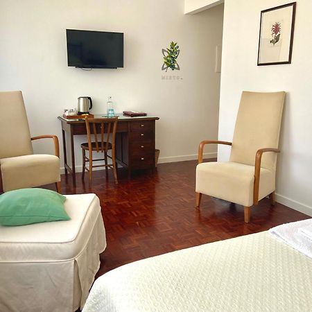 Locanda Dei Buoni E Cattivi Cagliari Luaran gambar