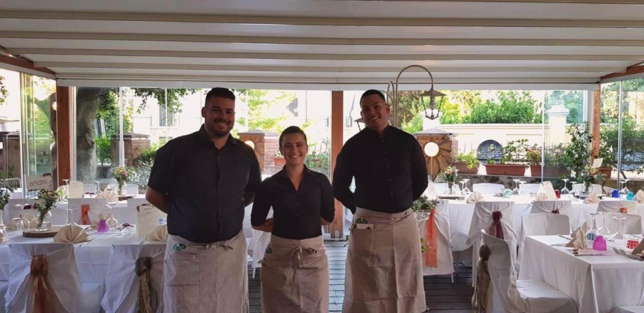 Locanda Dei Buoni E Cattivi Cagliari Luaran gambar